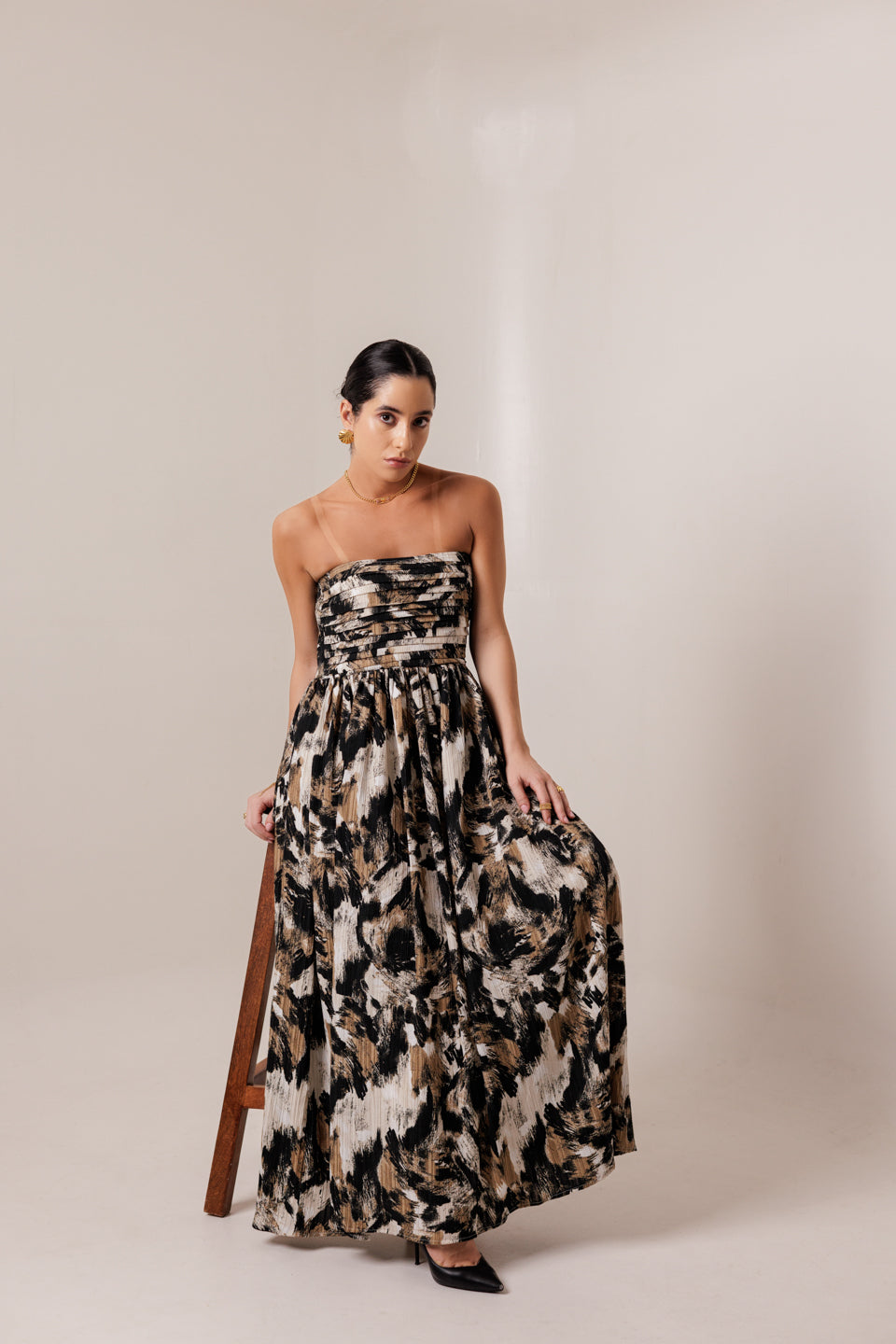 EARTHY STROKES PLEATED MIDI DRESS