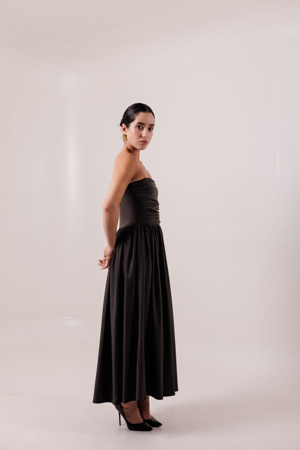 TAUPE BROWN PLEATED MIDI DRESS