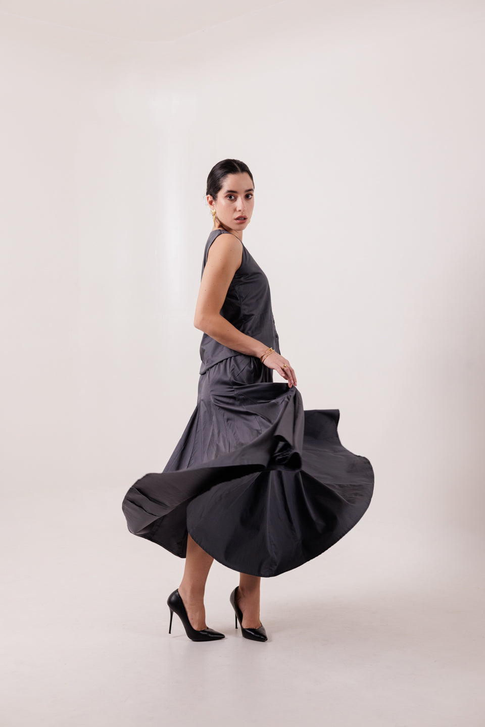 CHARCOAL GREY VEST-PANELLED SKIRT SET