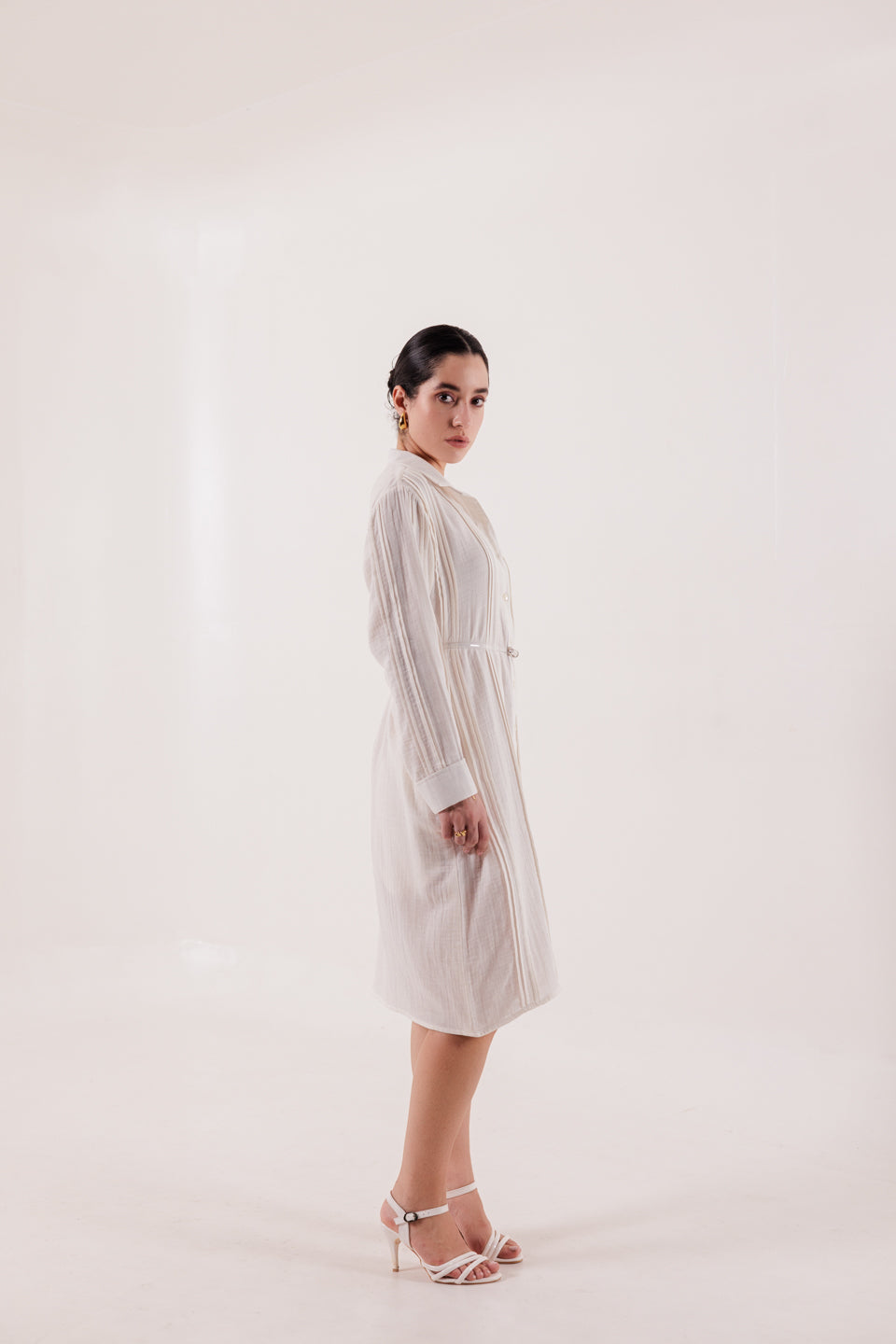 COCONUT WHITE PLEATED SHIRT DRESS