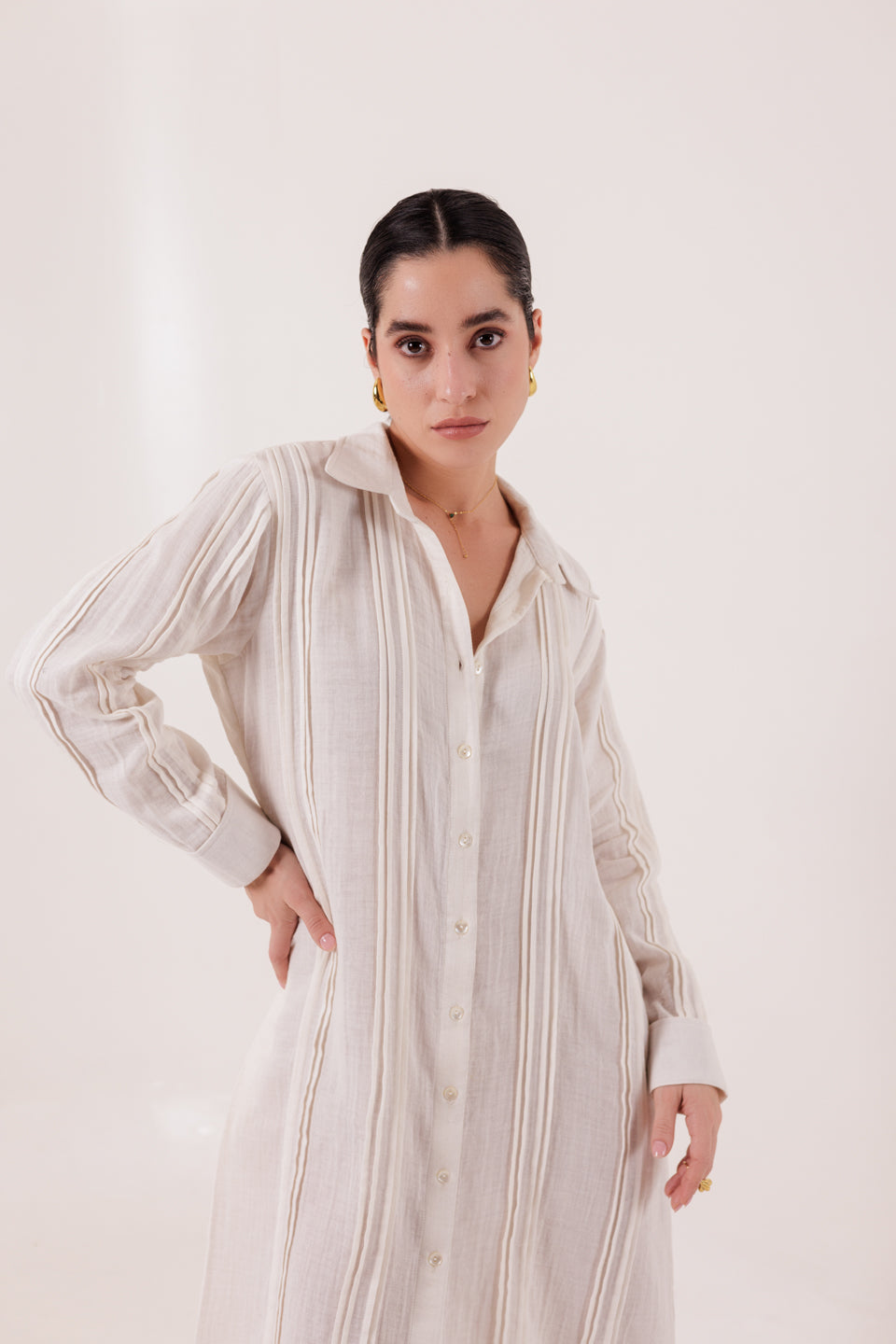 COCONUT WHITE PLEATED SHIRT DRESS